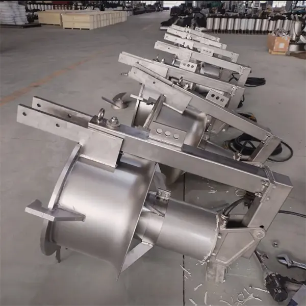 Submersible mixer for sludge tank.png