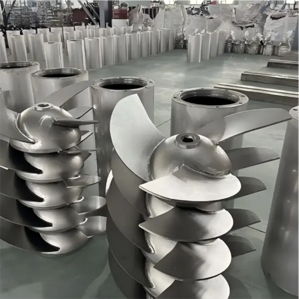 Sludge tank agitator