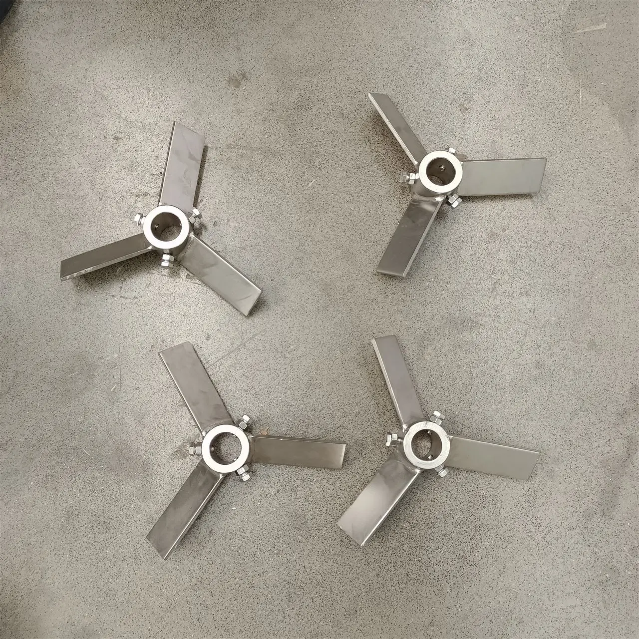 Pengadun dayung keluli tahan karat.jpg