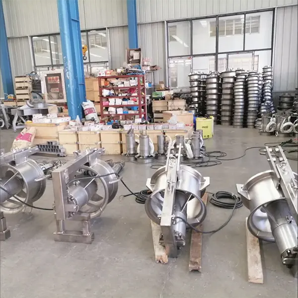 Life regulating pool submersible mixer