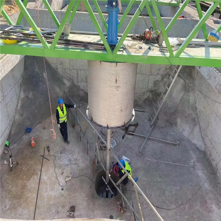 ꯁꯦꯟꯇꯔ ꯗ꯭ꯔꯥꯏꯚ ꯁ꯭ꯂꯗ ꯊꯤꯀꯅꯥꯔ꯫