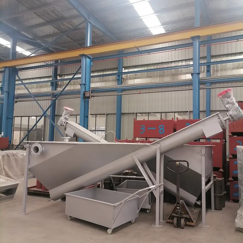 Sand water separator for sedimentation tank and sewage treatment equipment