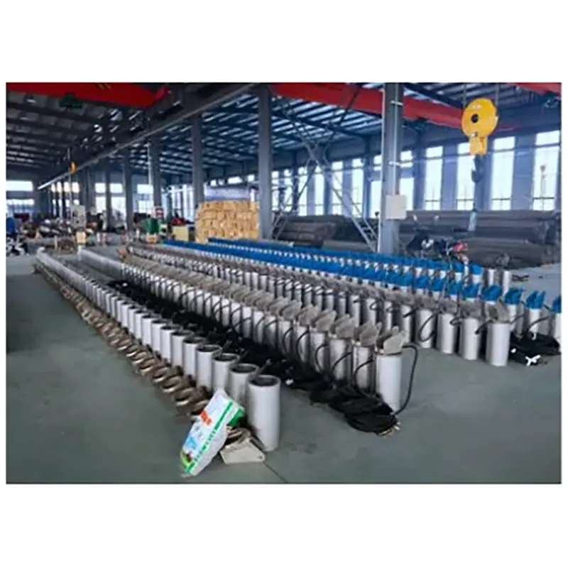 Pengadun tenggelam untuk tangki simpanan lumpur.png