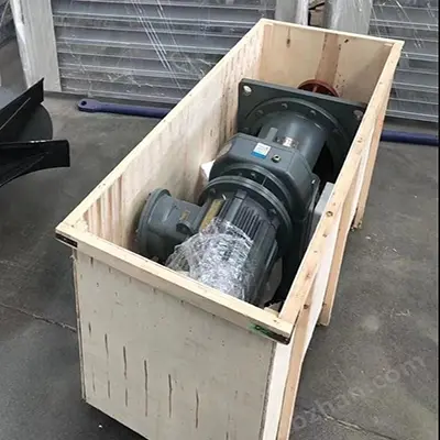 Coupled submersible jet aerator