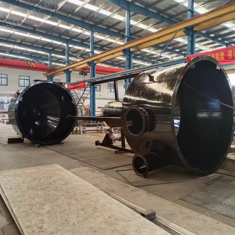 Cyclone sand settling device