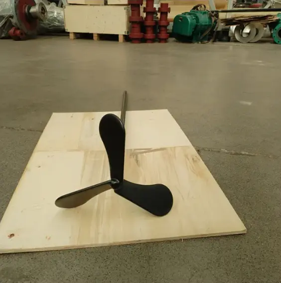 Pengadun tiga daun.png