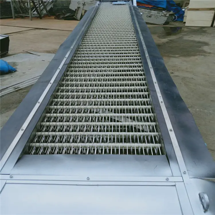 Rotary slag scooping machine.jpg